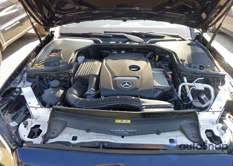 2019 Mercedes-Benz E 300 4Matic из США, поврежденный, VIN WDDZF4KB5KA620390